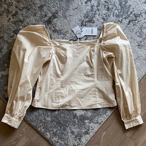 BRAND NEW Puff Sleeve Top